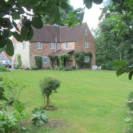 Milton Farm Bed & Breakfast East Knoyle Exterior photo