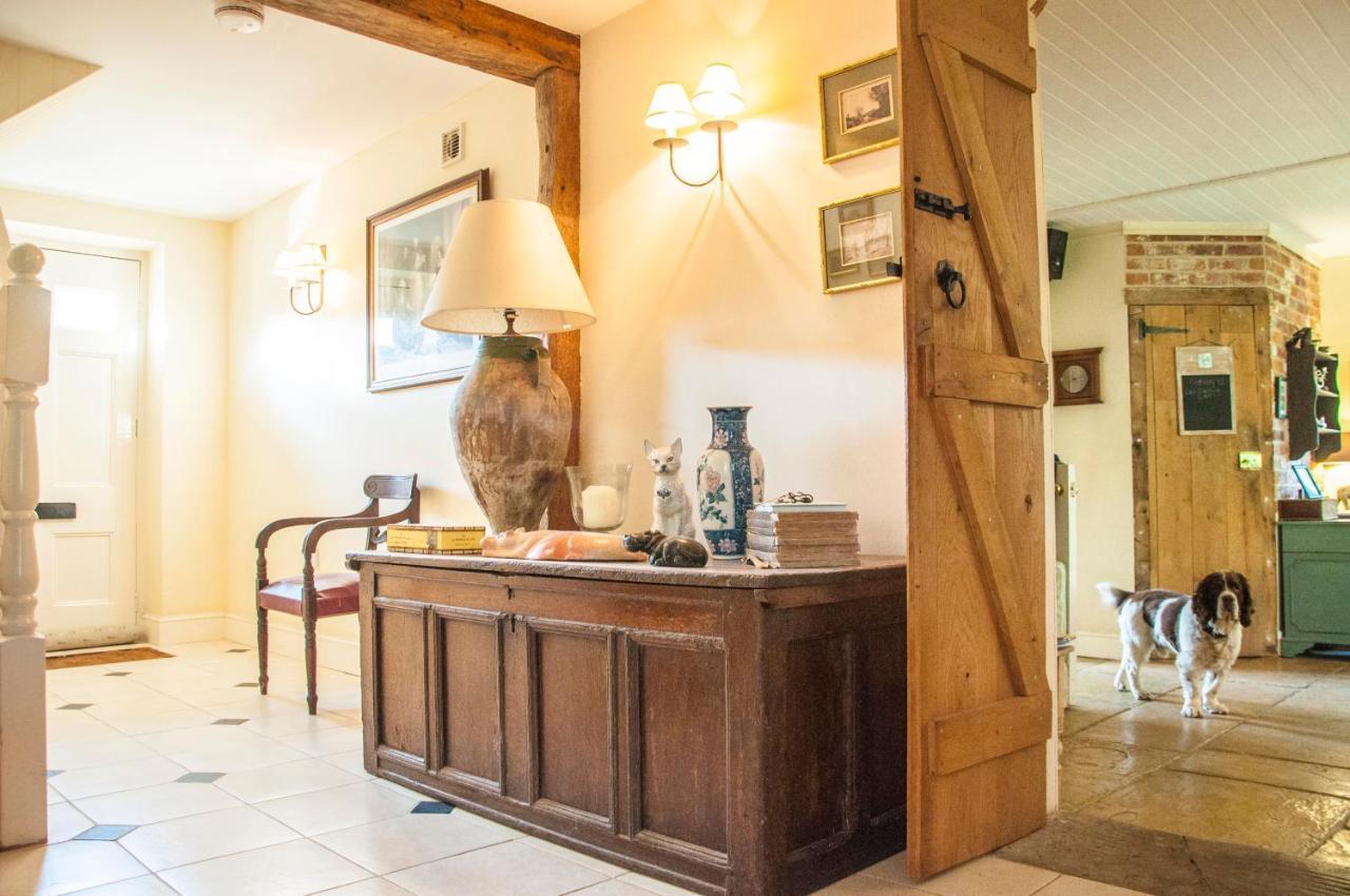 Milton Farm Bed & Breakfast East Knoyle Exterior photo